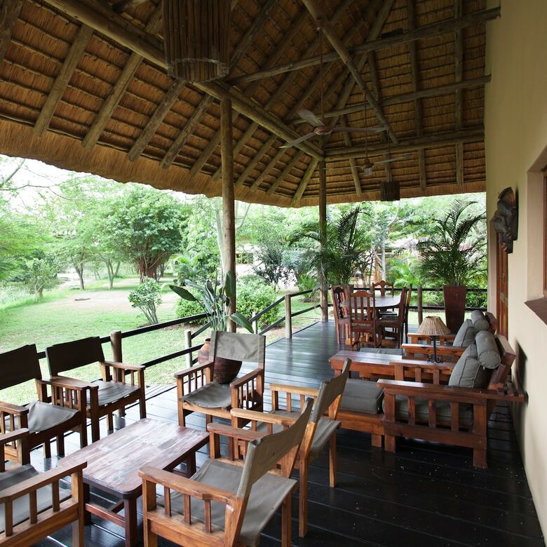 Posada Sefapane Lodges And Safaris