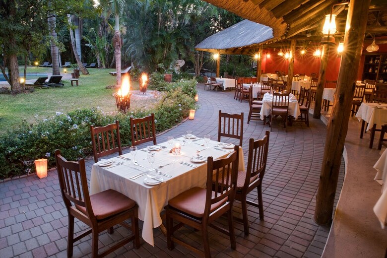 Posada Sefapane Lodges And Safaris