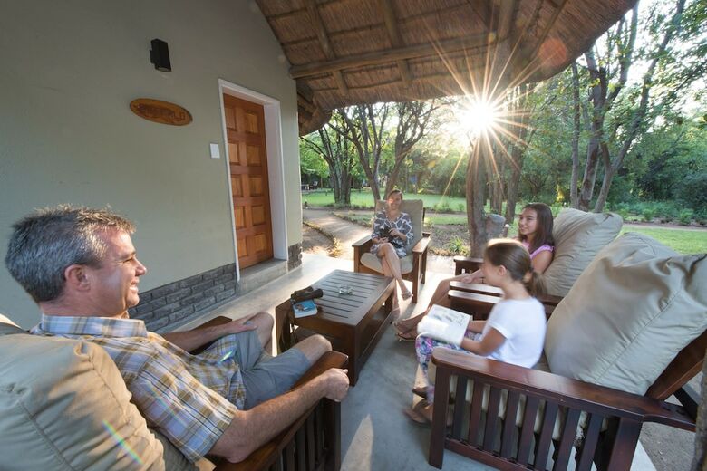 Posada Sefapane Lodges And Safaris