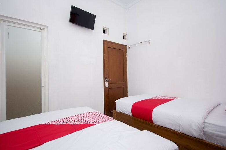 Hotel Oyo 653 Ki Agung Prestise 2