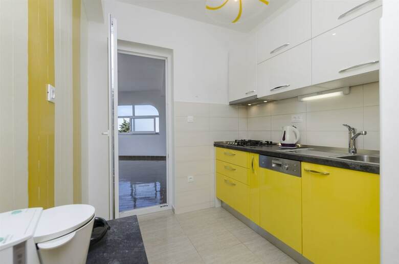 Apartments Karmela