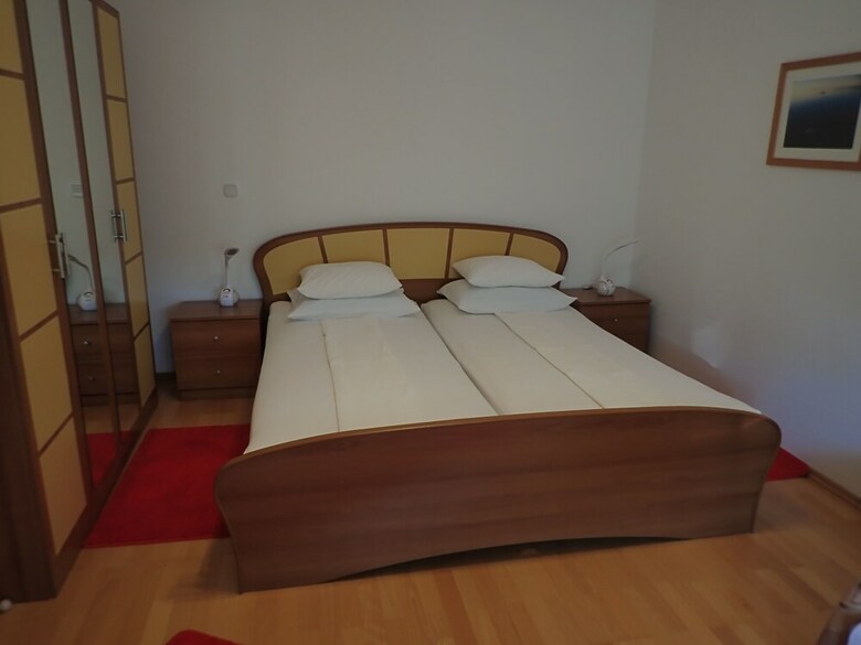 Apartamentos Asja-on Quiet Location And With Beautiful Garden