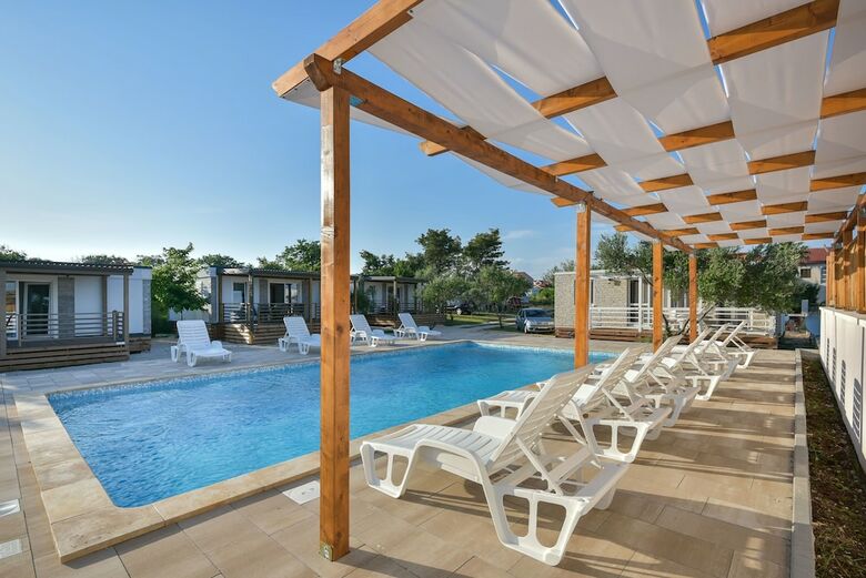 Apartments Medanic