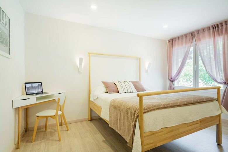 Heart Of Madrid Apartments