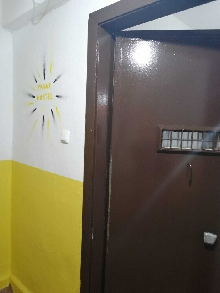 Hotel Terrace Yasar Hostel - Adults Only