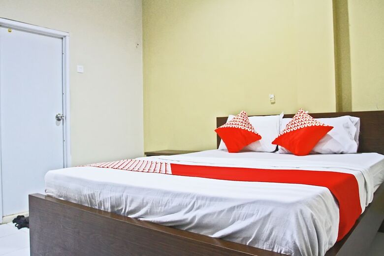 Hostal Oyo 1020 Pelita Guest House