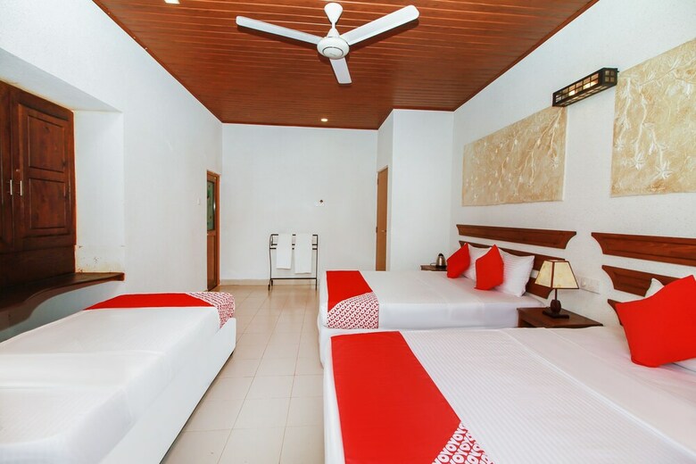 Oyo 242 Dhanamuthu Hotel And Banquets