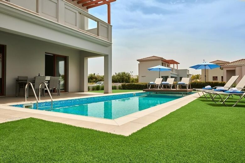 Angie Luxury Beach Villas