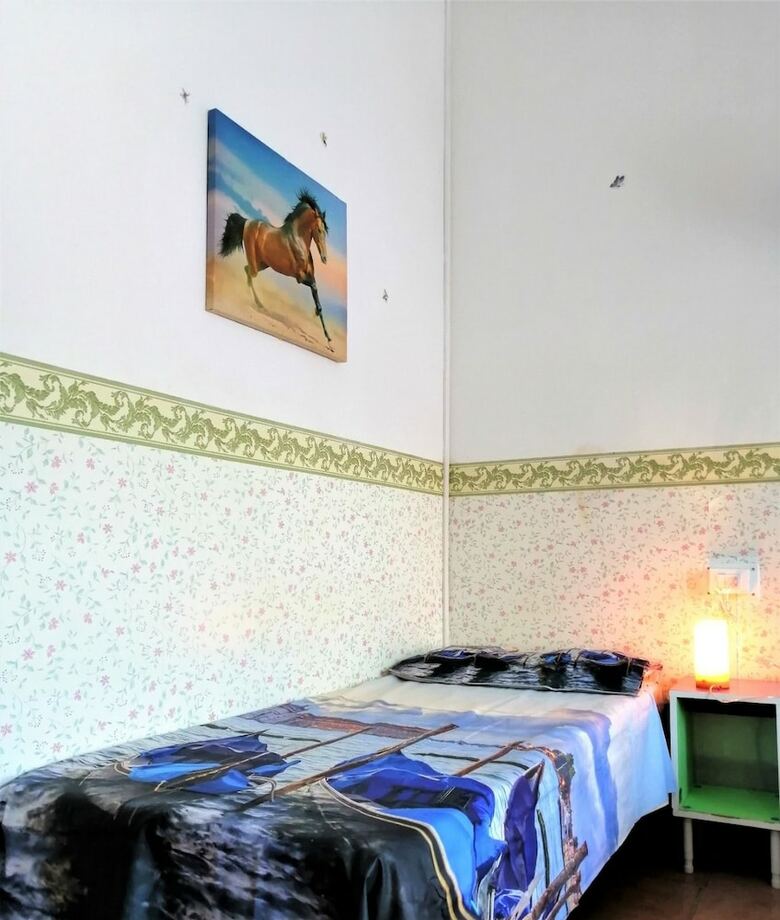 Bed & Breakfast Pavarotti House