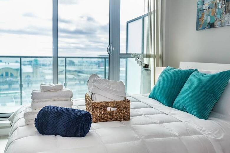 Apartamentos Lakeview Luxury Oasis, Downtown Aqua Studio