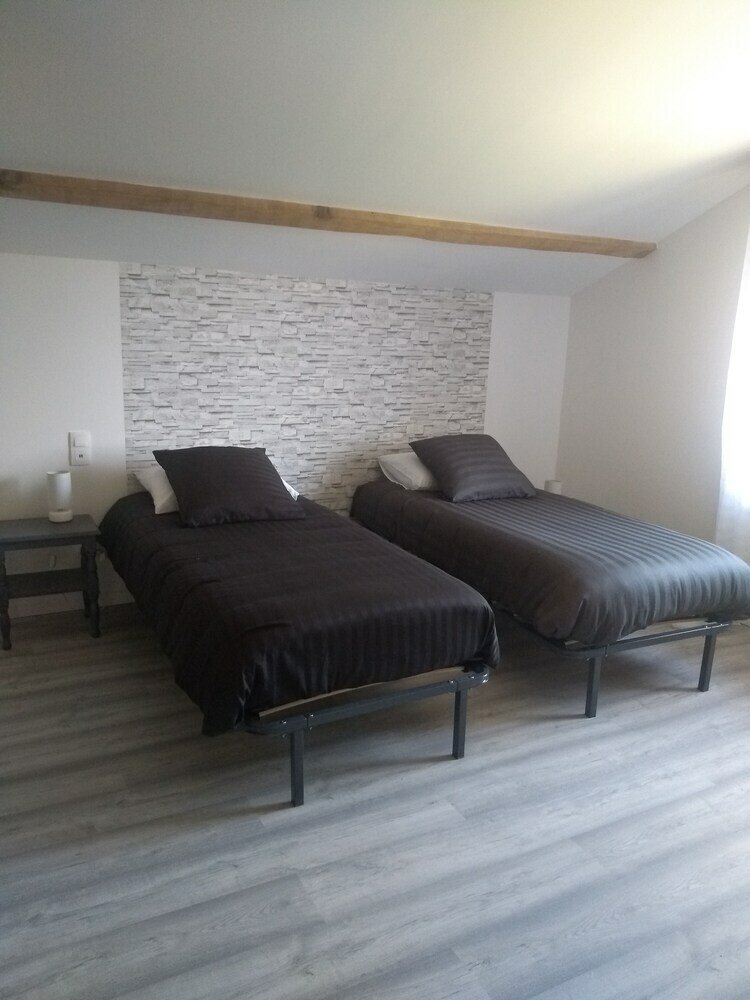 Bed & Breakfast La Maison De Pescate