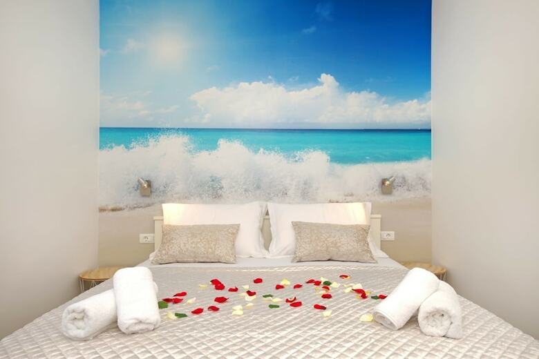 Redstone Luxury Apartments