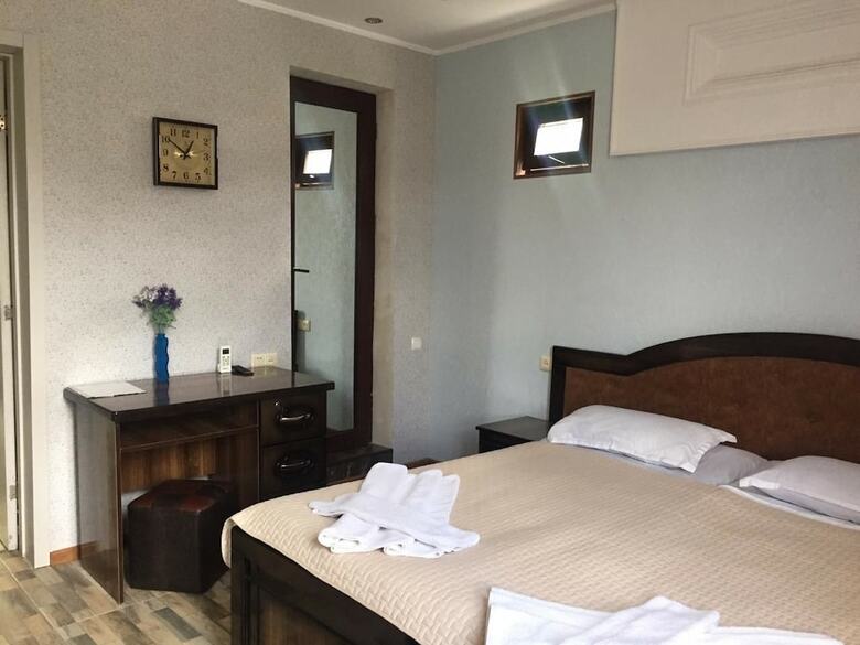 Hotel City