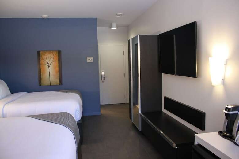Hotel H�tel Le Dauphin Saint-hyacinthe