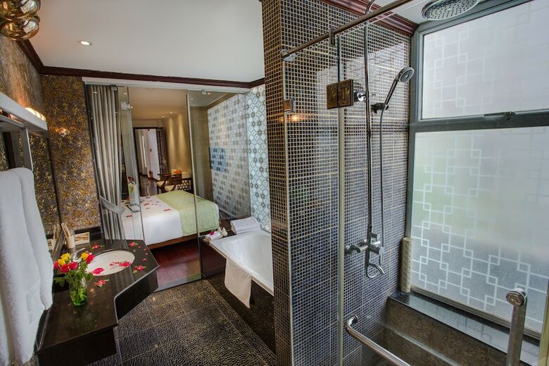 Mercury Central Hotel Hanoi