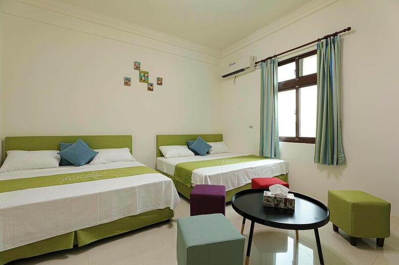 Hotel White Sand Bay Homestay