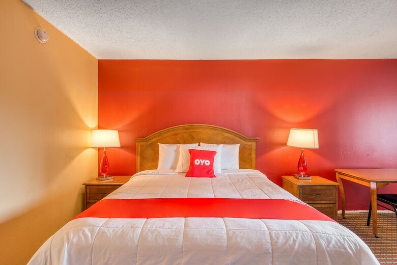 Oyo Hotel Jackson Fairgrounds I-55