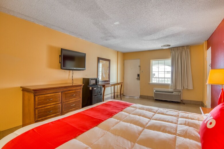 Oyo Hotel Jackson Fairgrounds I-55
