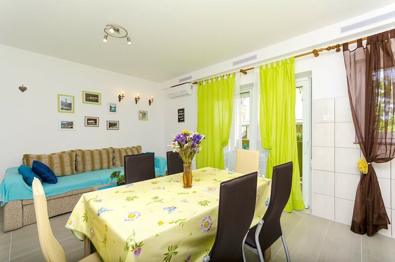 Apartment 3m