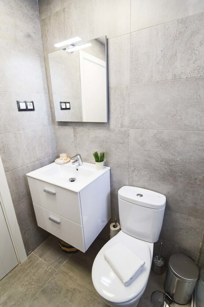 Apartamentos Letmalaga Carlos Haya