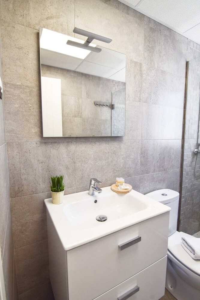 Apartamentos Letmalaga Carlos Haya