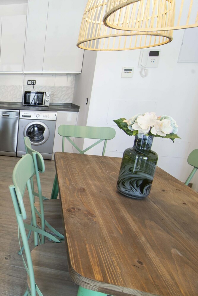 Apartamentos Letmalaga Carlos Haya