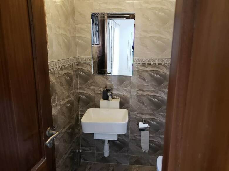 Apartamentos City Enclave Luxury Condo
