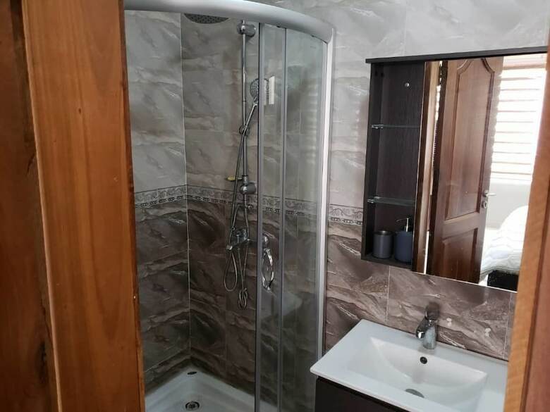 Apartamentos City Enclave Luxury Condo
