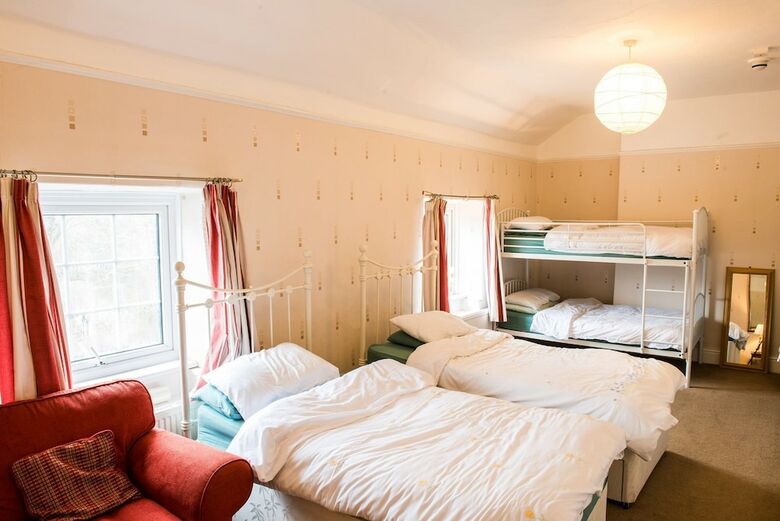 Hostal The Old Pandy Inn Bunkhouse
