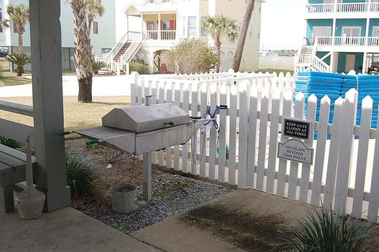 Hayley House Beachside 12 - Four Bedroom Vacation Home