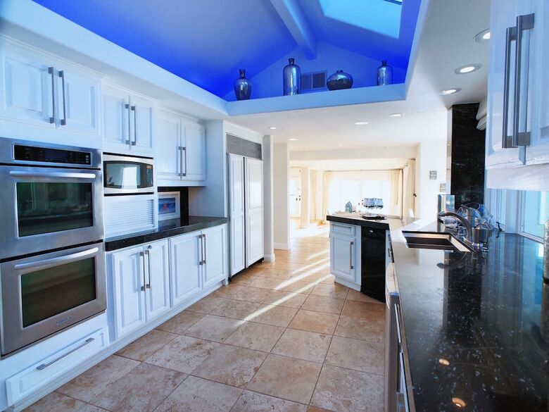 Villa Luxury Beachfront Estate & Private Beach.