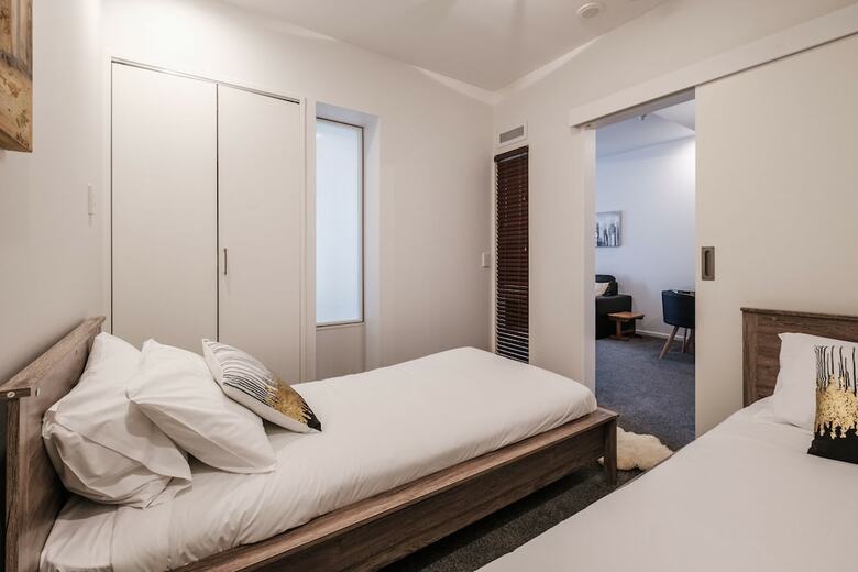 Toodle's This Cbd Apartment Is Ready To Delight