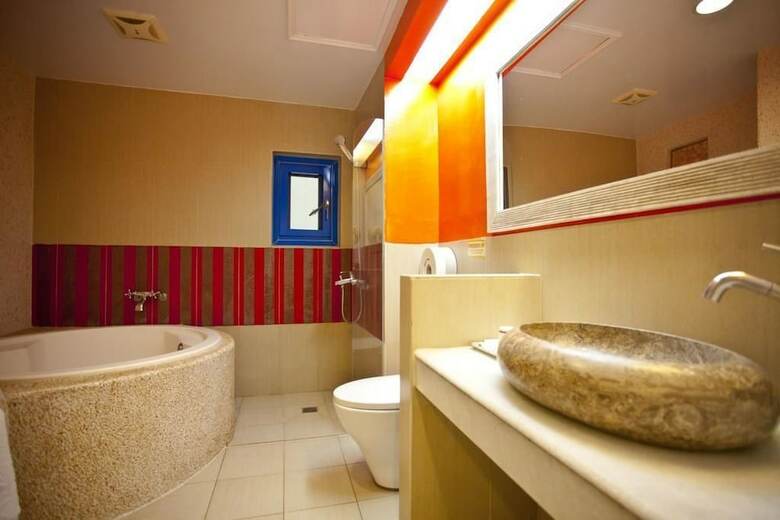 Hotel Golden Sea Inn