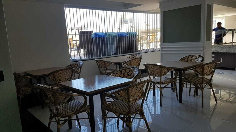 Hotel Di Roma Piazza Via Caldas