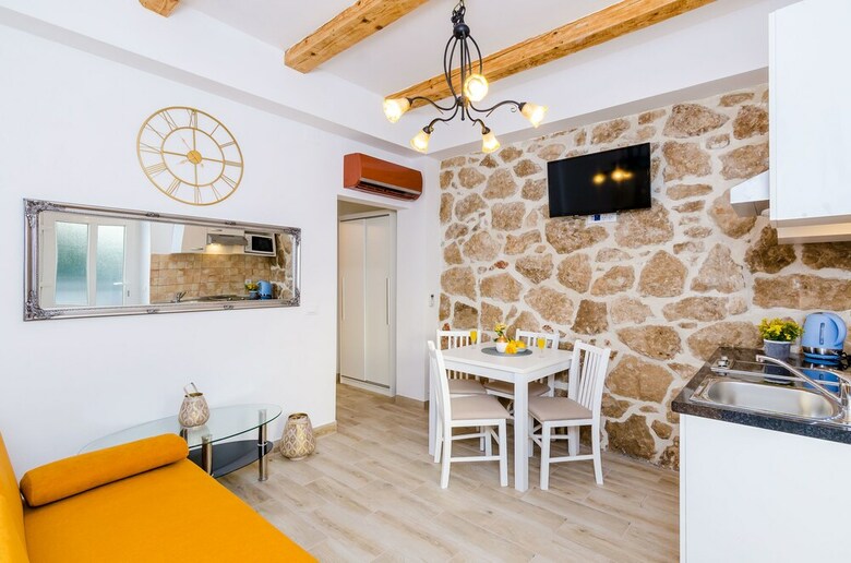 Mata Family Apartments