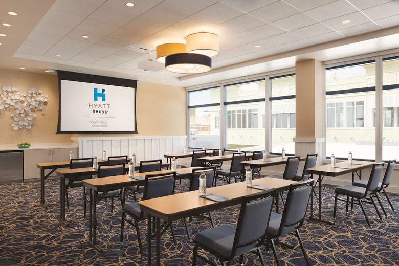 Hotel Hyatt House Virginia Beach / Oceanfront