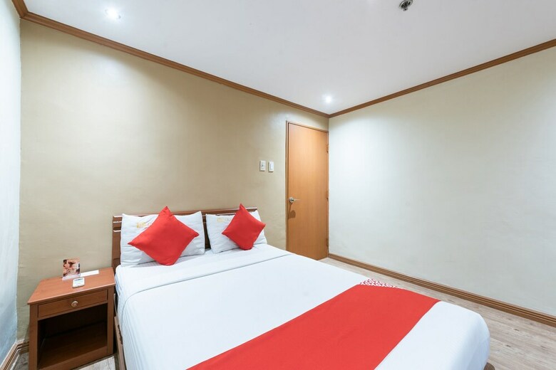 Oyo 224 Dg Grami Hotel