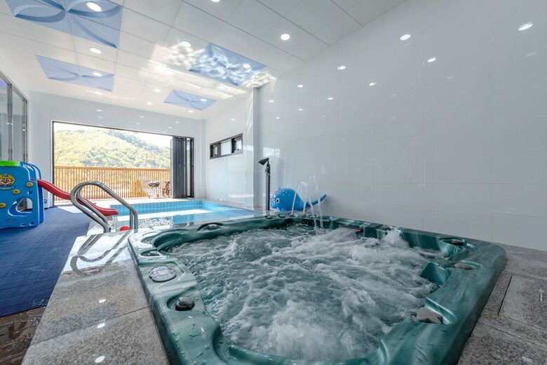 I Pluss Poolviller Pension