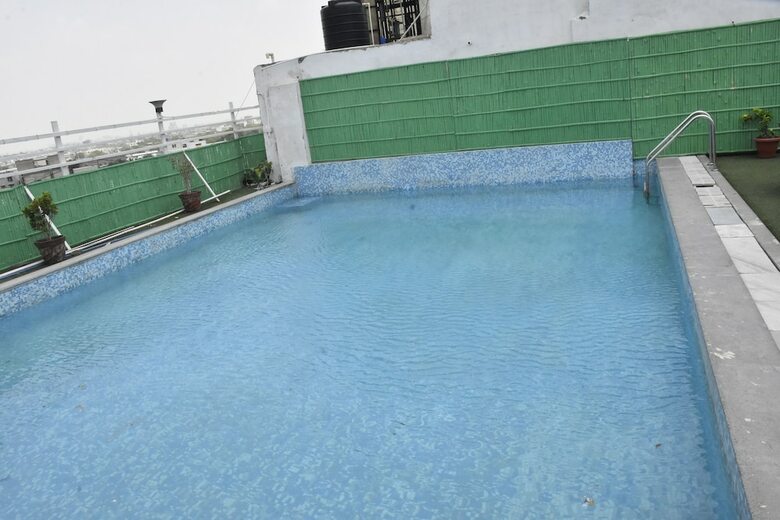 Hotel Jagrati Ananta Express