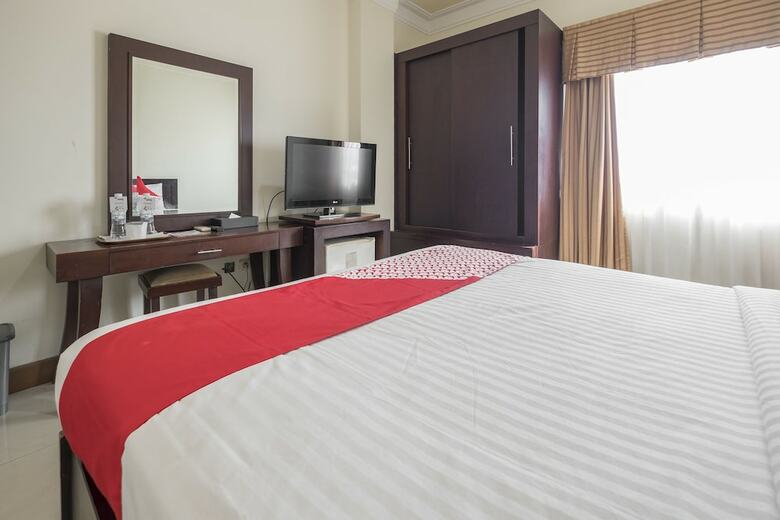 Oyo 1114 Hotel Denpasar Makassar