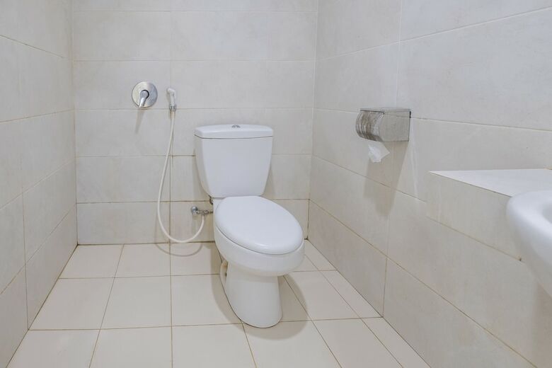 Oyo 1114 Hotel Denpasar Makassar