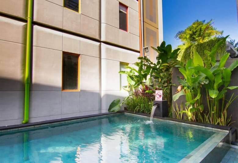 Hotel Urban Styles Hitz Kuta