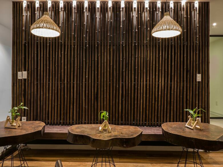 Hostal Wings House - Hostel