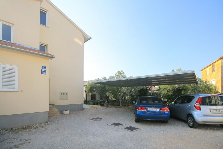 Apartment Ana