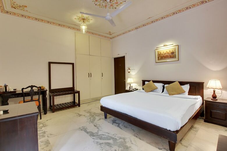 Hotel Panna Vilas Palace