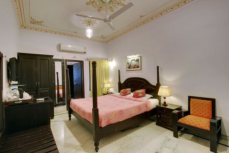 Hotel Panna Vilas Palace