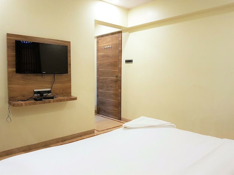 Hotel Hexa Benzy Palace