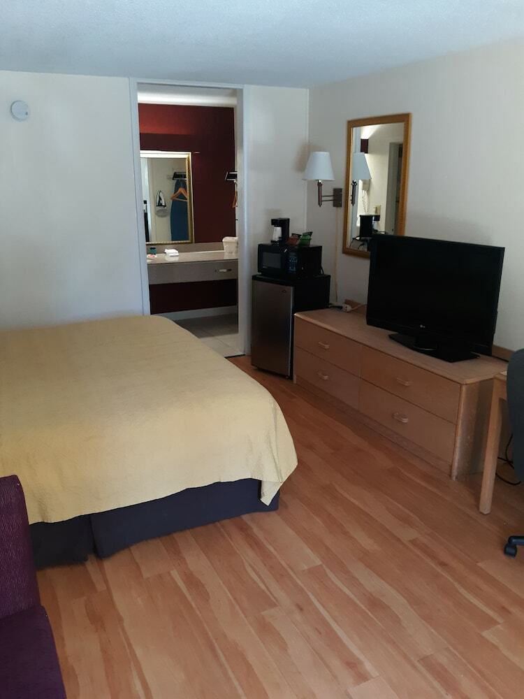 Oyo Hotel Phenix City Central