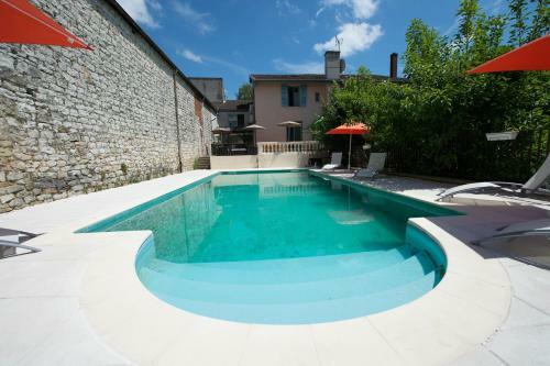 Hotel H�tel Restaurant Vuillot