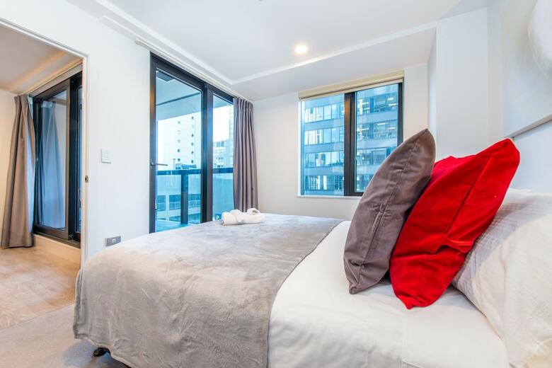 Jht - 2 Brm Apartment Level 5, Opposite To Skytower